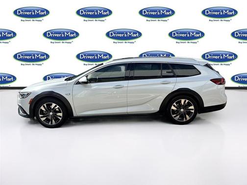 2018 Buick Regal TourX Essence