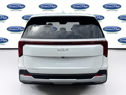 Snow White Pearl 2025 Kia Carnival LXS