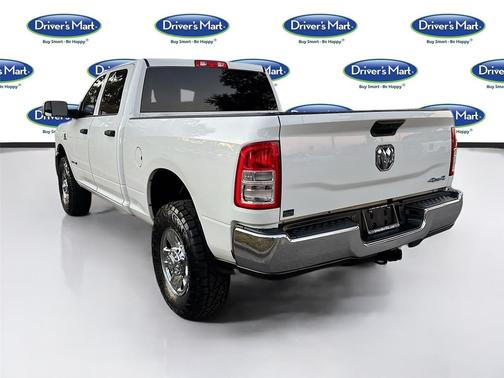 2022 RAM 2500 Tradesman Crew Cab 4x4 6'4' Box