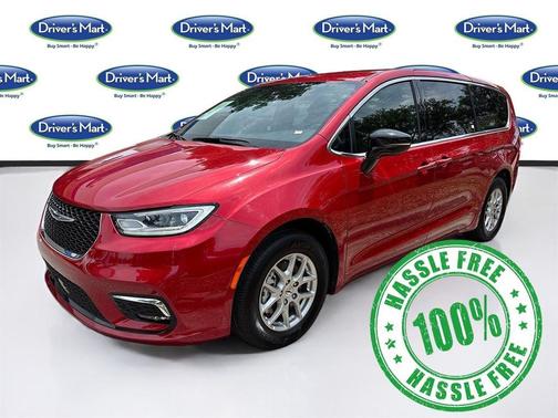 Red Hot Pearlcoat 2025 Chrysler Pacifica L