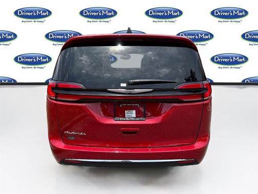 Red Hot Pearlcoat 2025 Chrysler Pacifica L