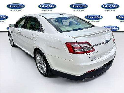 White Platinum Metallic Tri-Coat 2018 Ford Taurus Limited