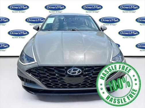 2022 Hyundai SONATA SEL