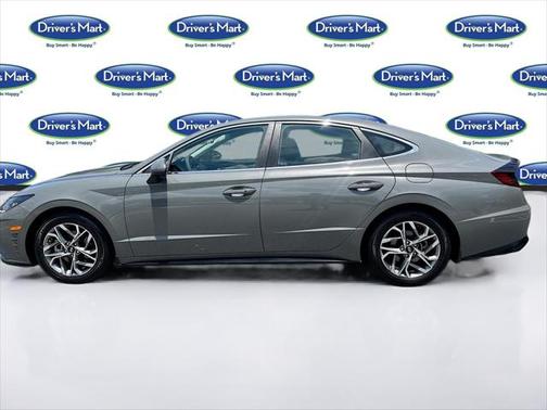 2022 Hyundai SONATA SEL