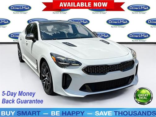 Snow White Pearl 2022 Kia Stinger GT-Line