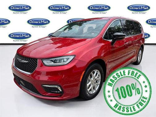 Red Hot Pearlcoat 2025 Chrysler Pacifica L