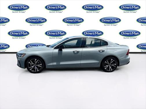 2024 Volvo S60 B5 Core Dark Theme