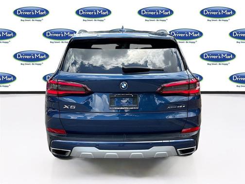 Phytonic Blue Metallic 2022 BMW X5 PHEV xDrive45e