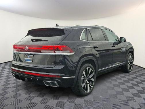 2026 Volkswagen Atlas Cross Sport 2.0T SEL Premium R-Line