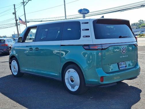 2025 Volkswagen ID. Buzz 1st Edition