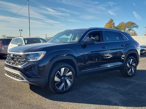 2025 Volkswagen Atlas Cross Sport 2.0T SEL