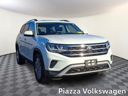 2022 Volkswagen Atlas 3.6L SE w/Technology