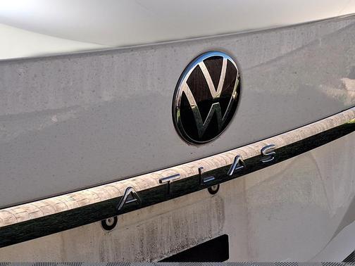 2022 Volkswagen Atlas 3.6L SE w/Technology