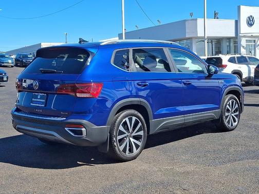 2023 Volkswagen Taos 1.5T SE