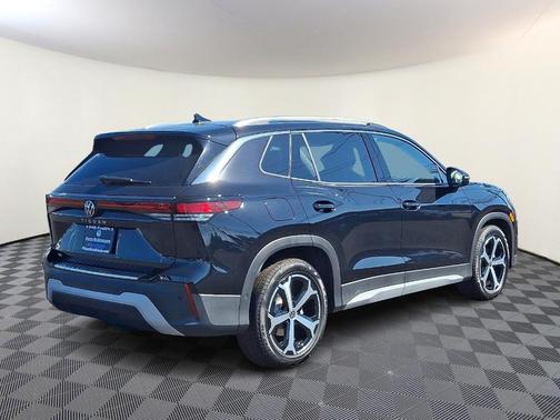 2025 Volkswagen Tiguan 2.0T SE