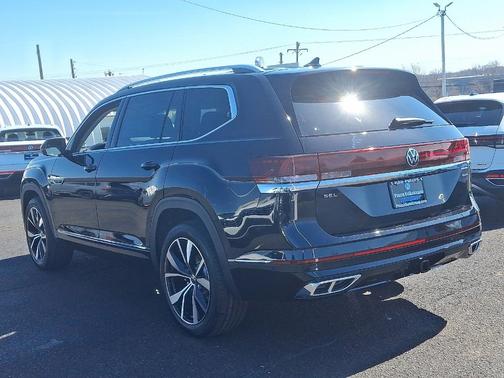 2025 Volkswagen Atlas 2.0T SEL Premium R-Line