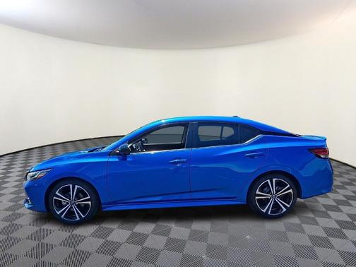Electric Blue Metallic 2022 Nissan Sentra SR