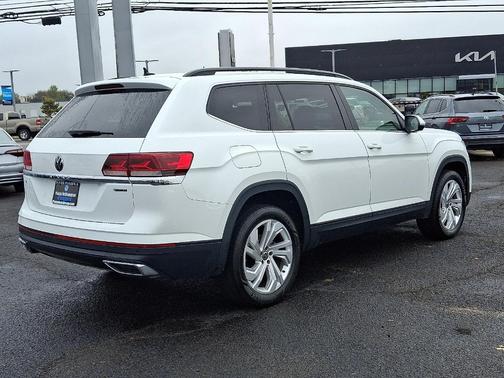 2023 Volkswagen Atlas 2.0T SE