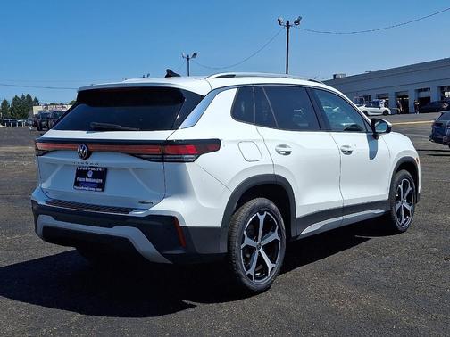 2025 Volkswagen Tiguan 2.0T SE