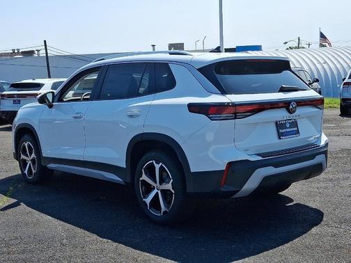 2025 Volkswagen Tiguan 2.0T SE