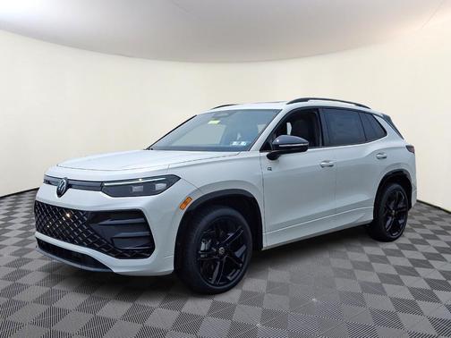 Opal White Pearl 2026 Volkswagen Tiguan 2.0T SE R-Line Black