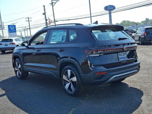 2025 Volkswagen Taos 1.5T S
