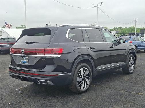 2025 Volkswagen Atlas 2.0T SEL