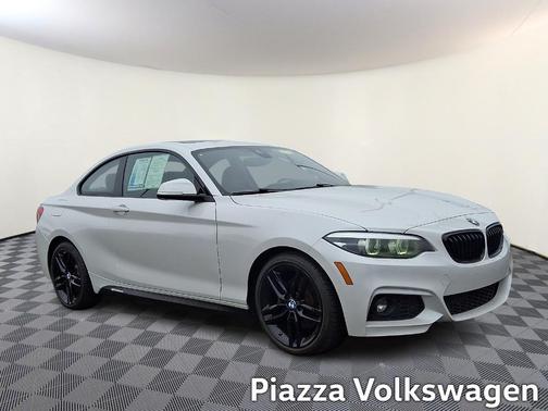 Mineral White Metallic 2018 BMW 230 i xDrive