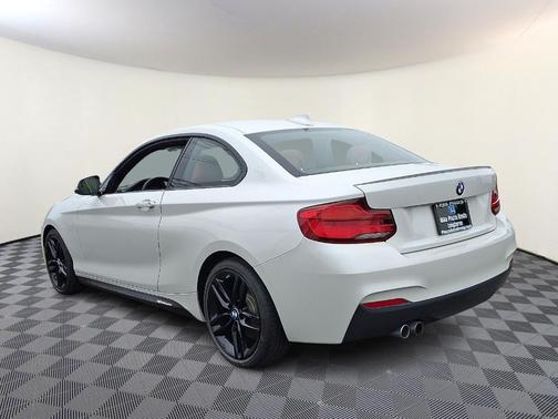 Mineral White Metallic 2018 BMW 230 i xDrive