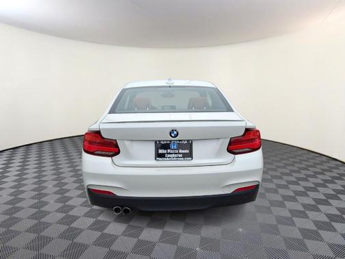 Mineral White Metallic 2018 BMW 230 i xDrive