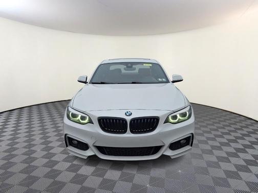Mineral White Metallic 2018 BMW 230 i xDrive