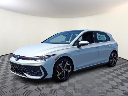 Opal White Pearl 2026 Volkswagen Golf GTI SE
