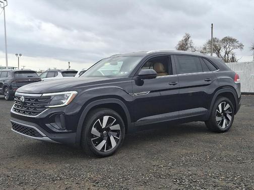 2025 Volkswagen Atlas Cross Sport 2.0T SE w/Technology