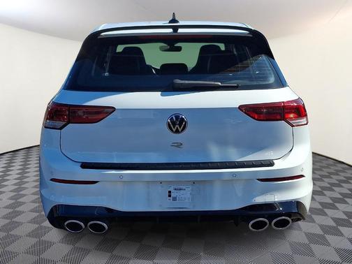2024 Volkswagen Golf R 2.0T