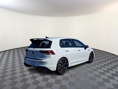 2024 Volkswagen Golf R 2.0T
