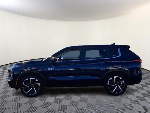 2023 Mitsubishi Outlander PHEV SE