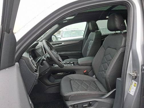 2026 Volkswagen Atlas Cross Sport 2.0T SE