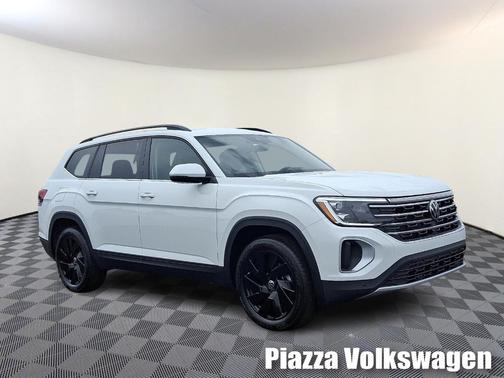 2025 Volkswagen Atlas 2.0T SE