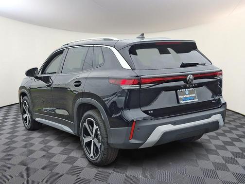 2025 Volkswagen Tiguan 2.0T SE