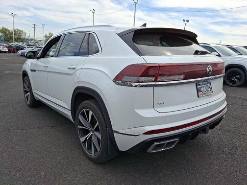 2024 Volkswagen Atlas Cross Sport 2.0T SEL Premium R-Line