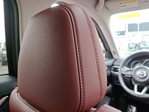 2024 Mazda CX-5 Carbon Edition