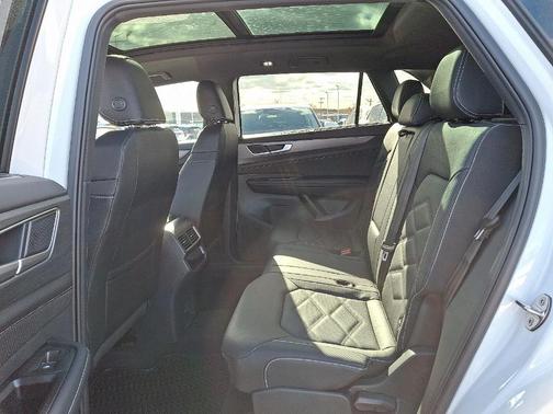 2026 Volkswagen Atlas Cross Sport 2.0T SE