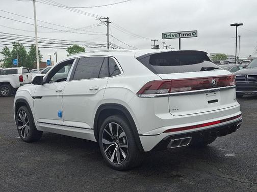 2025 Volkswagen Atlas Cross Sport 2.0T SEL Premium R-Line