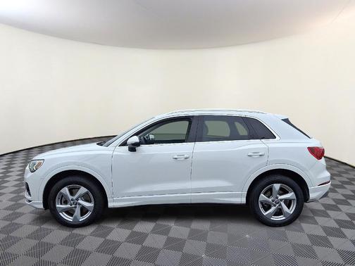 2020 Audi Q3 45 Premium