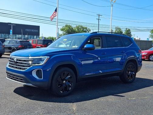 2025 Volkswagen Atlas 2.0T SE