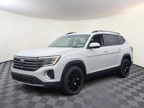 2025 Volkswagen Atlas 2.0T SE