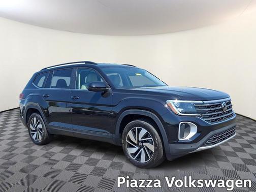 Deep Black Pearl 2026 Volkswagen Atlas 2.0T SE W/TECHNOLOGY