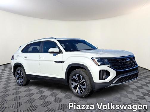 Opal White Pearl 2026 Volkswagen Atlas Cross Sport 2.0T SE SUV