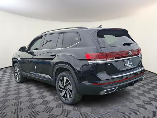 2025 Volkswagen Atlas 2.0T SE