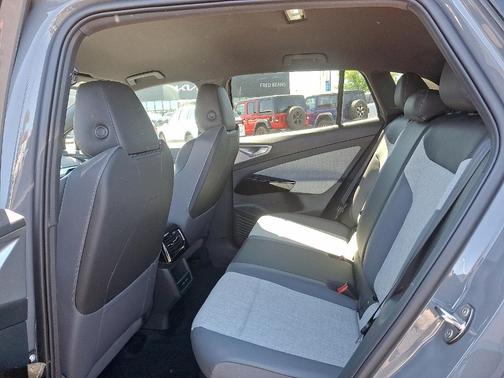 2025 Volkswagen ID.4 Pro